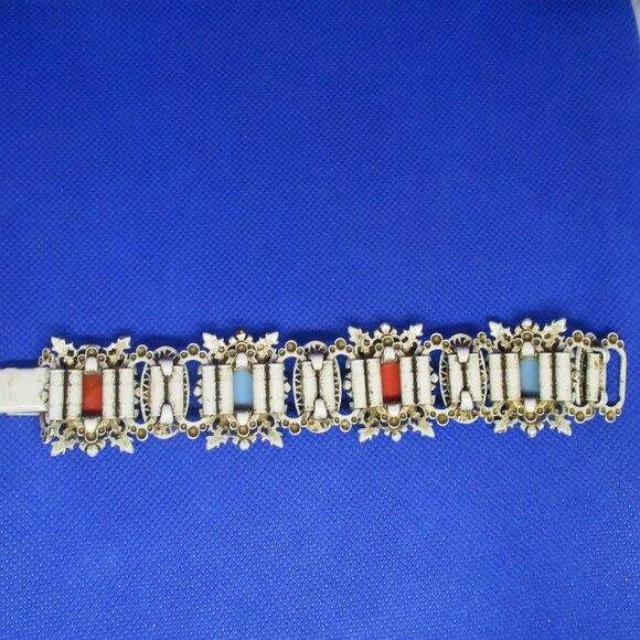 Vintage 1950s Enamel Celluloid Cabochon Section Bracelet Antiqued White Enamel - Picture 12 of 12